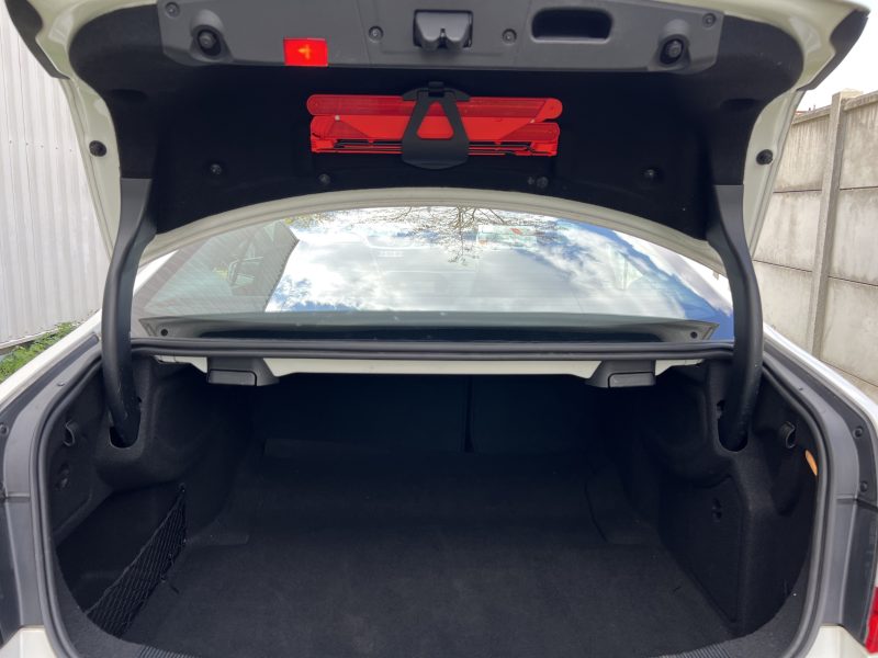 MERCEDES CLASSE E COUPE IV 200 CGI 1.8 BLUEEFFICIENCY 184 BLUETOOTH GPS CRIT AIR 1 - GARANTIE 1 AN