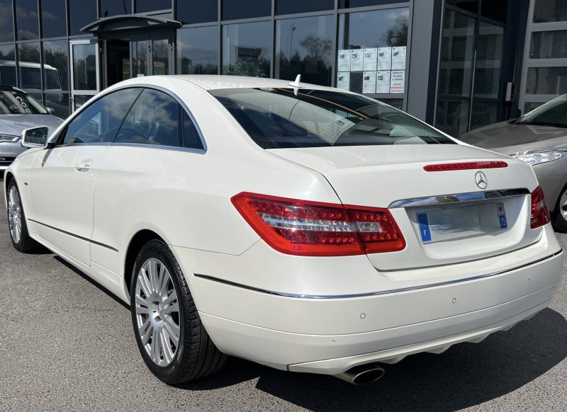 MERCEDES CLASSE E COUPE IV 200 CGI 1.8 BLUEEFFICIENCY 184 BLUETOOTH GPS CRIT AIR 1 - GARANTIE 1 AN