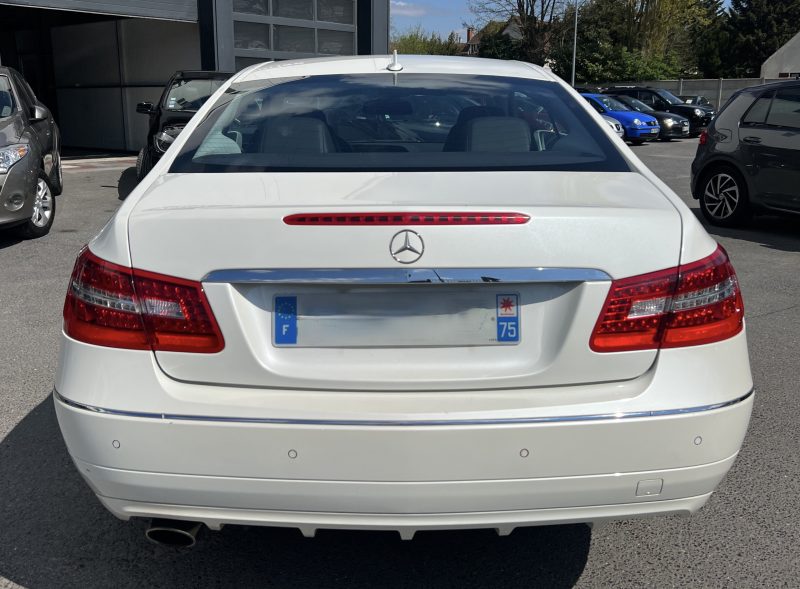 MERCEDES CLASSE E COUPE IV 200 CGI 1.8 BLUEEFFICIENCY 184 BLUETOOTH GPS CRIT AIR 1 - GARANTIE 1 AN