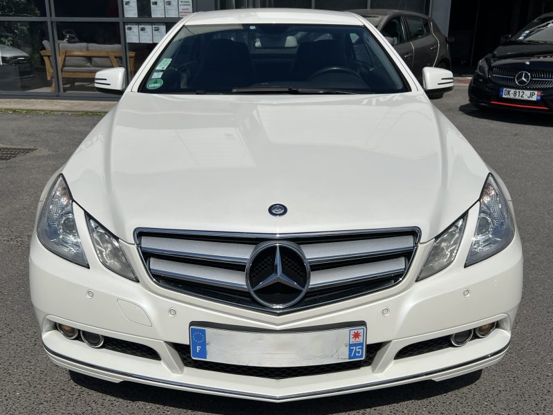 MERCEDES CLASSE E COUPE IV 200 CGI 1.8 BLUEEFFICIENCY 184 BLUETOOTH GPS CRIT AIR 1 - GARANTIE 1 AN