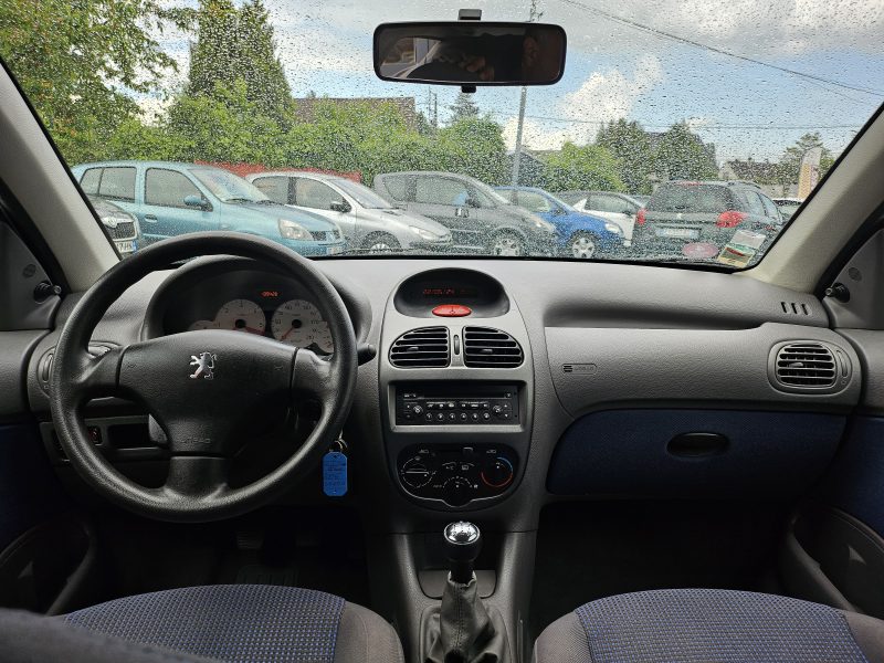 Peugeot 206 1.4L HDi 70cv "X Line Clim" / REVISER_GAREANTIE
