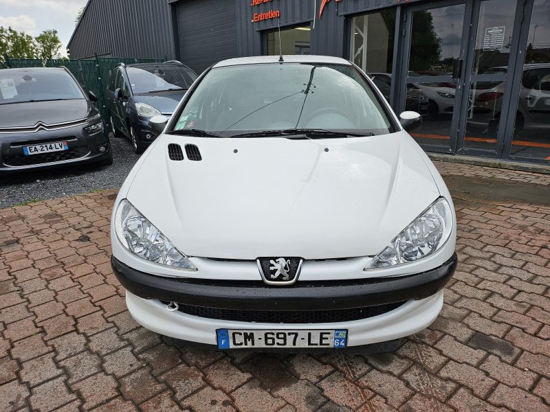 Peugeot 206 1.4L HDi 70cv "X Line Clim" / REVISER_GAREANTIE