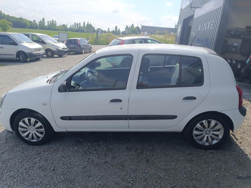 RENAULT CLIO 