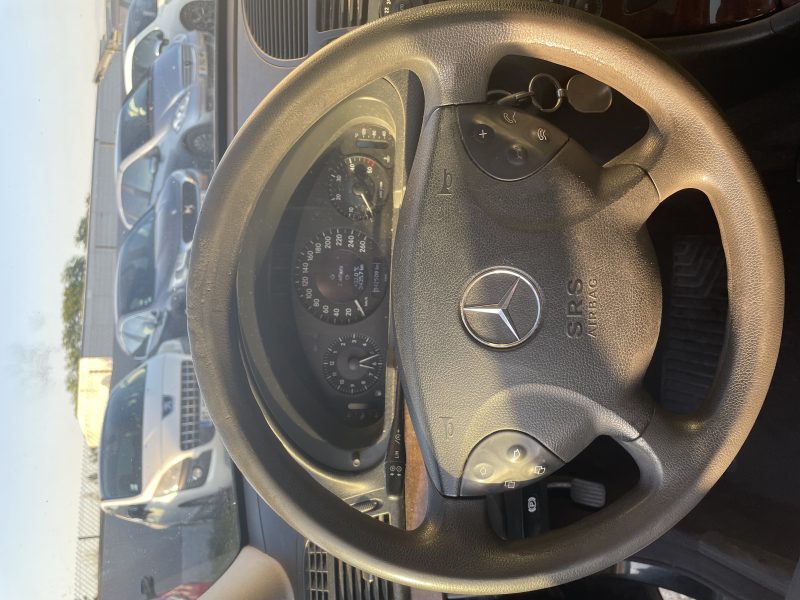 MERCEDES CLASSE E 2002