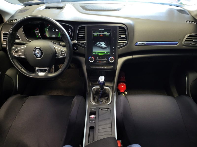 RENAULT MEGANE IV 1.2 TCe 130cv GT LINE / PREMIERE MAIN / SUIVI RENAULT / TETE HAUTE 