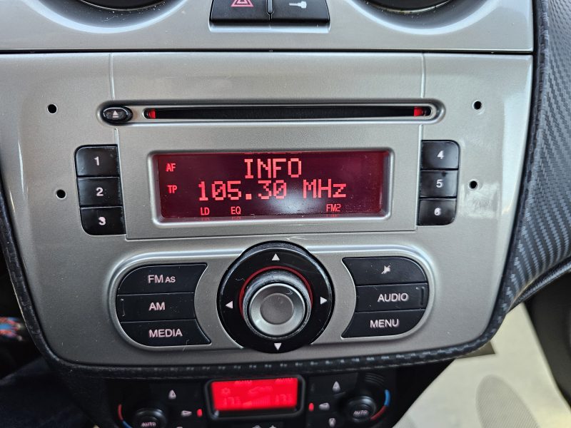 ALFA ROMEO MITO 1,6 JTDM 120 CH SELECTIV CUIR 