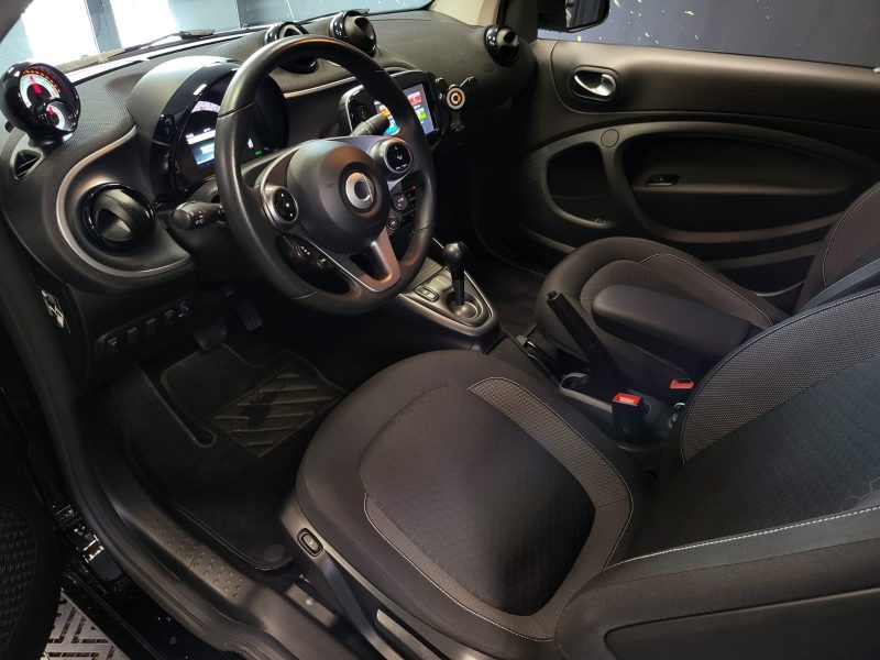 SMART FORTWO CABRIOLET EQ DRIVE 82cv / SUIVI SMART / GARANTIE MERCEDES 18 MOIS