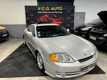 HYUNDAI COUPE 2002