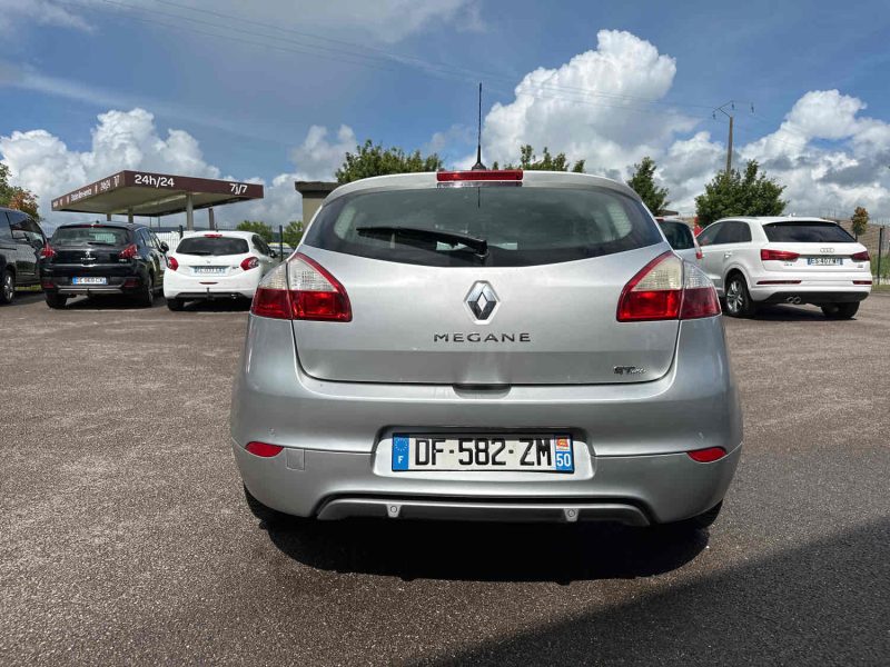 RENAULT MEGANE III  2014