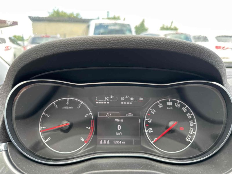 OPEL CORSA E 2016