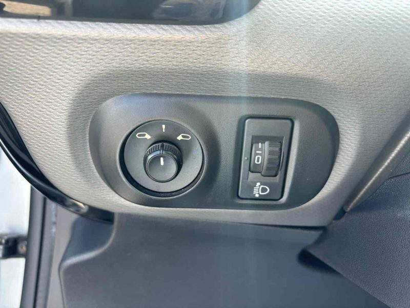 CITROEN C4 CACTUS 1.6 BlueHDi 100 cv FEEL BUSINESS