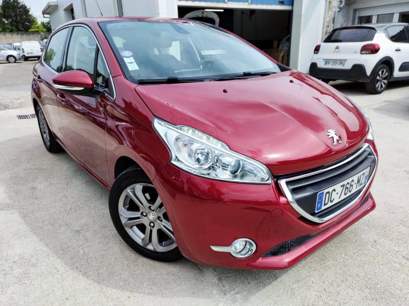 PEUGEOT 208 I 2014