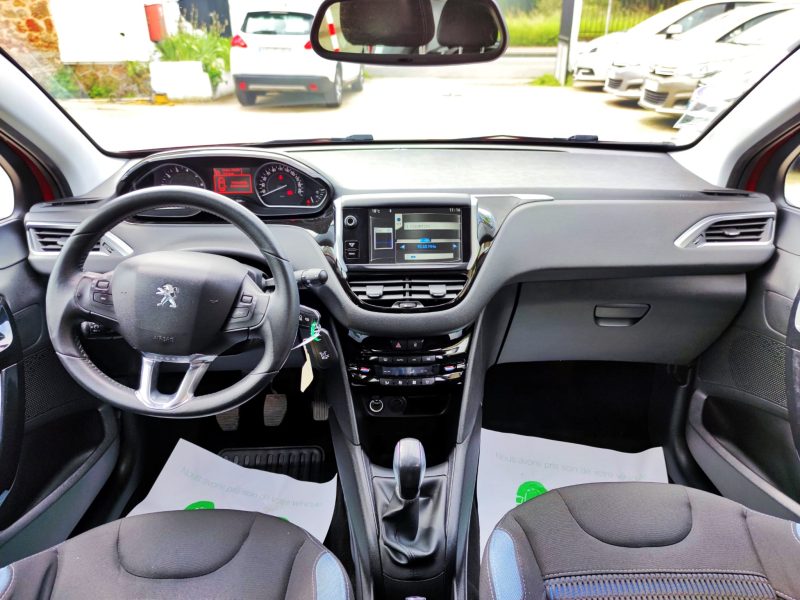PEUGEOT 208 I 2014