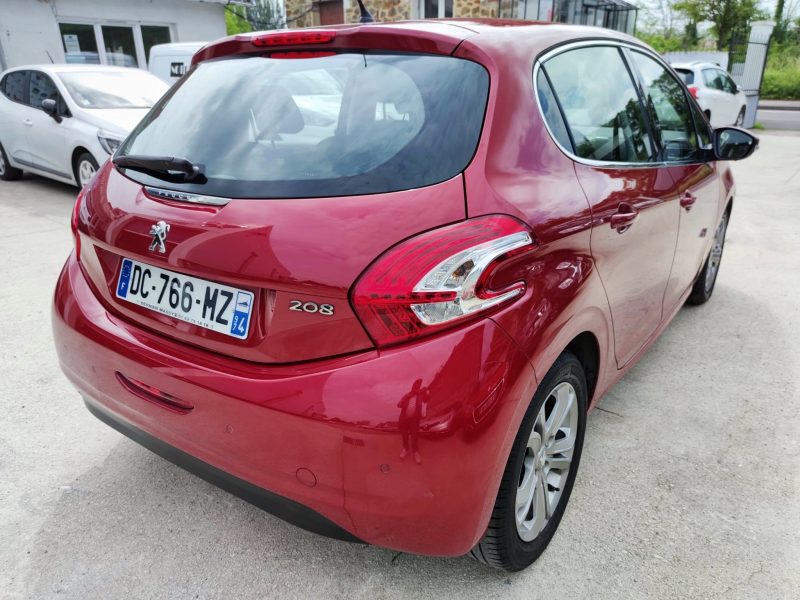 PEUGEOT 208 I 2014