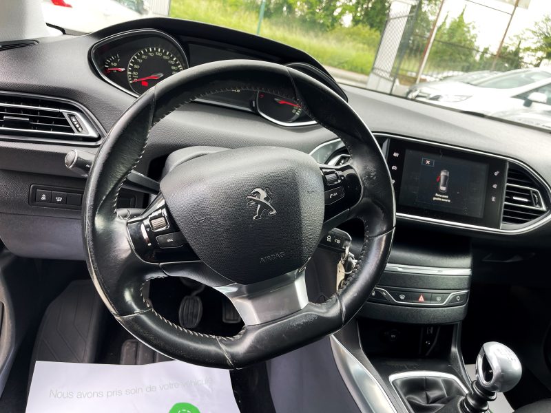 PEUGEOT 308 II 2014