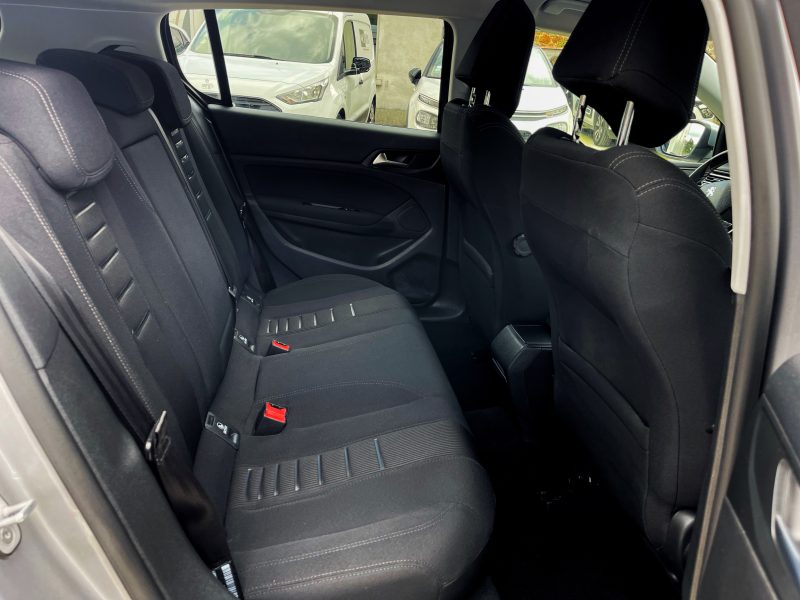 PEUGEOT 308 II 2014