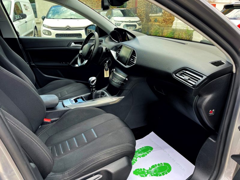 PEUGEOT 308 II 2014