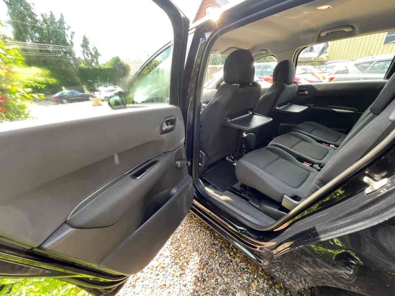 PEUGEOT 5008 2013 1.6 HDi 1560cm3 114cv