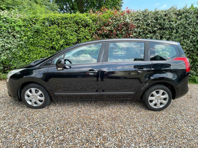 PEUGEOT 5008 2013 1.6 HDi 1560cm3 114cv