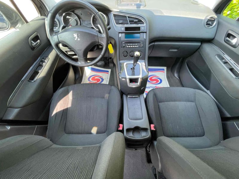 PEUGEOT 5008 2013 1.6 HDi 1560cm3 114cv