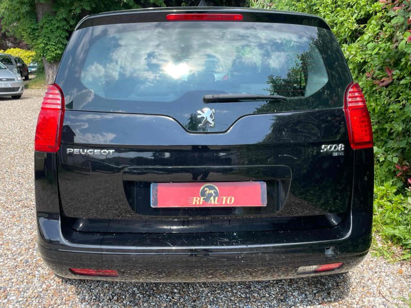 PEUGEOT 5008 2013 1.6 HDi 1560cm3 114cv