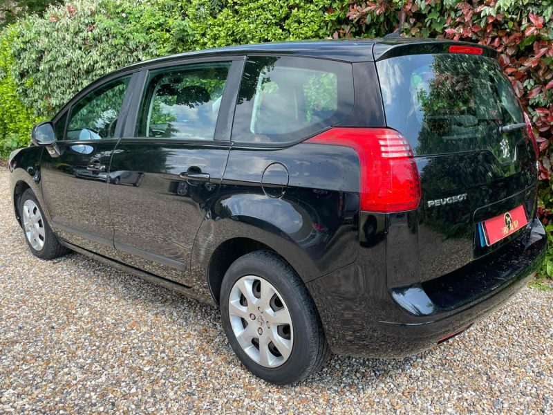 PEUGEOT 5008 2013 1.6 HDi 1560cm3 114cv