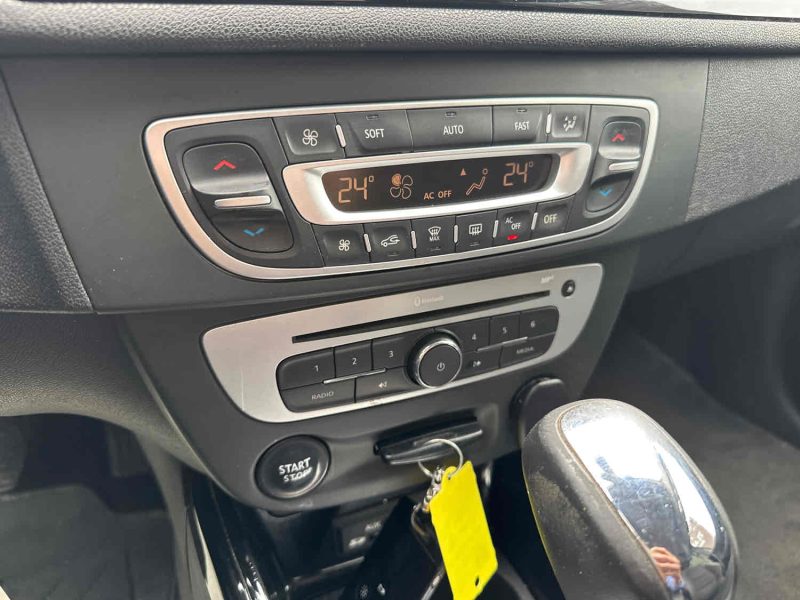 RENAULT MEGANE III  2014