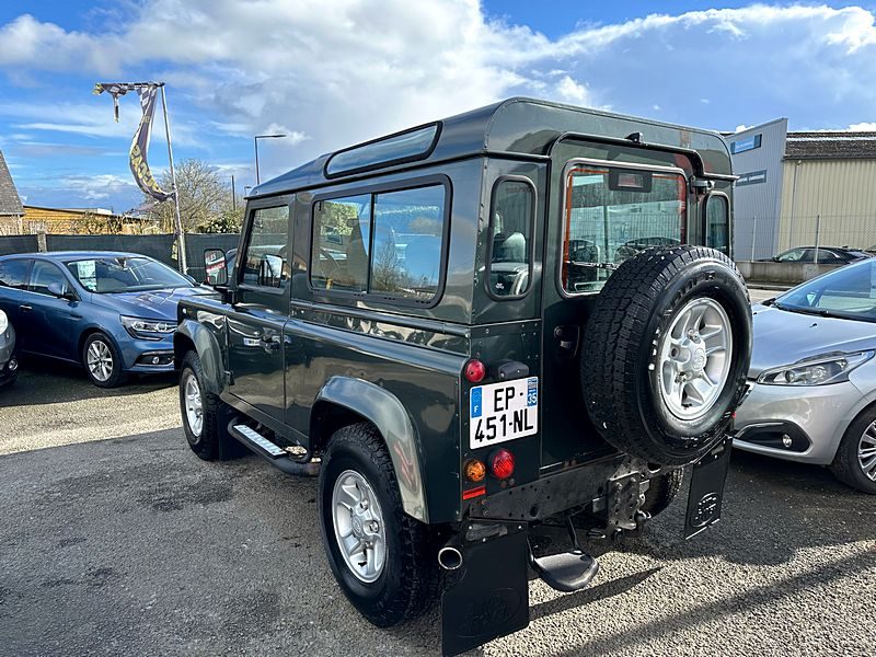 Land rover defender 2.5td "6 places" 122ch e