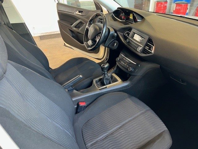 PEUGEOT 308 SW II 2020