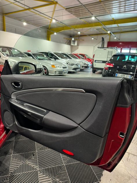 RENAULT MEGANE CC 2011