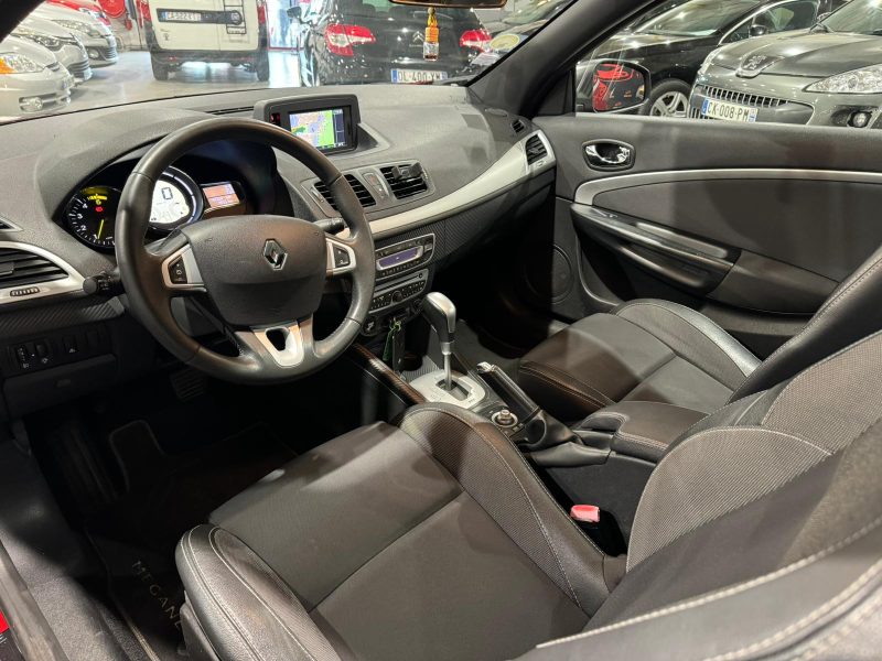 RENAULT MEGANE CC 2011