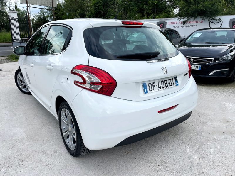 PEUGEOT 208 I 2012