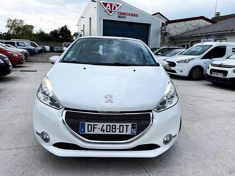 PEUGEOT 208 I 2012