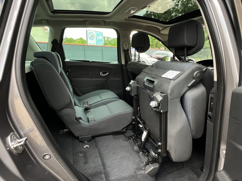 RENAULT SCENIC III 1.9 DCI 130 Cv TOIT OUVRANT GPS TOMTOM BLUETOOTH 96 200 Kms - GARANTIE 1 AN