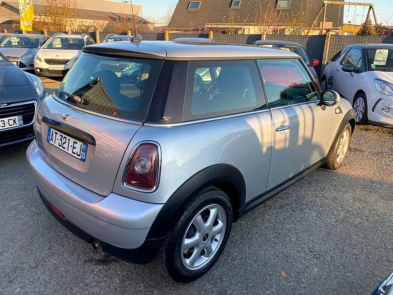 MINI COOPER ONE 