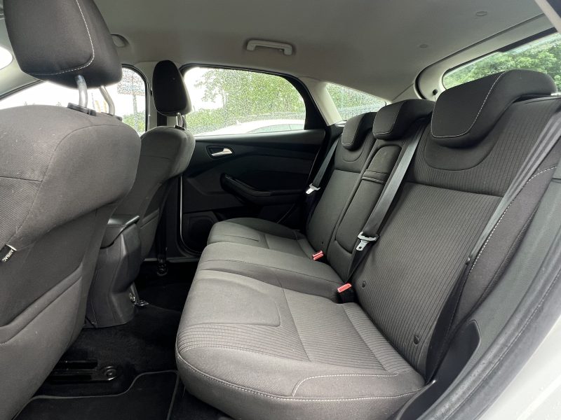 FORD FOCUS III TITANIUM 1.0 ECOBOOST 100 Cv PREMIERE MAIN / 55 800 Kms CRIT AIR 1 - GARANTIE 1 AN