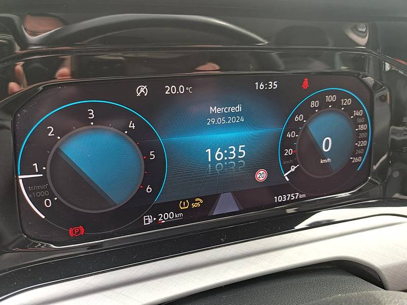 VOLKSWAGEN GOLF 2.0 TDI 115 cv Life Virtual Cockpit Ecran GPS Xénon LED