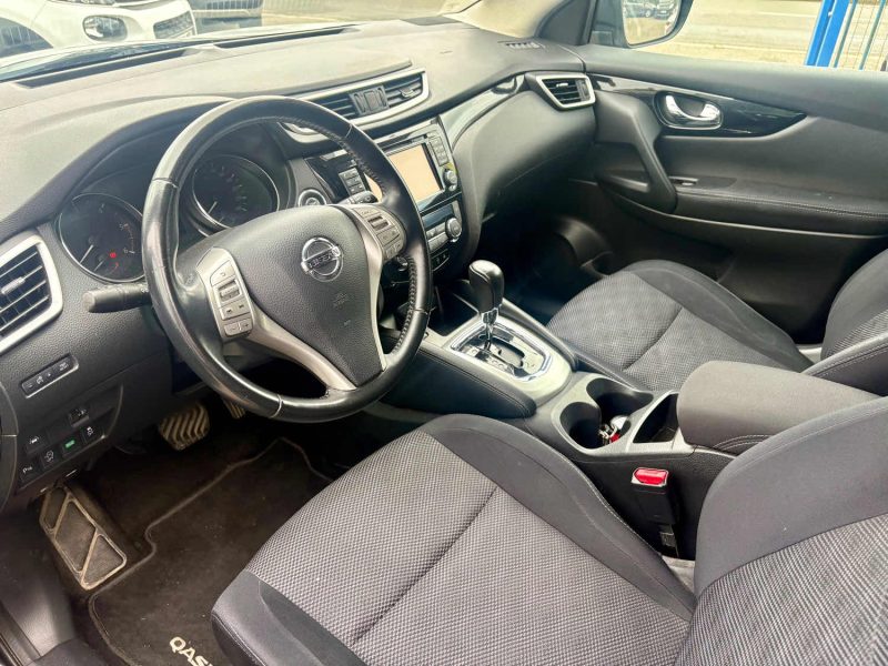 Nissan qashqai 