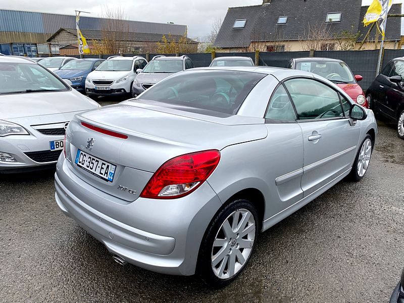 Peugeot 207 cc 1.6 hdi 112 " pack sport"