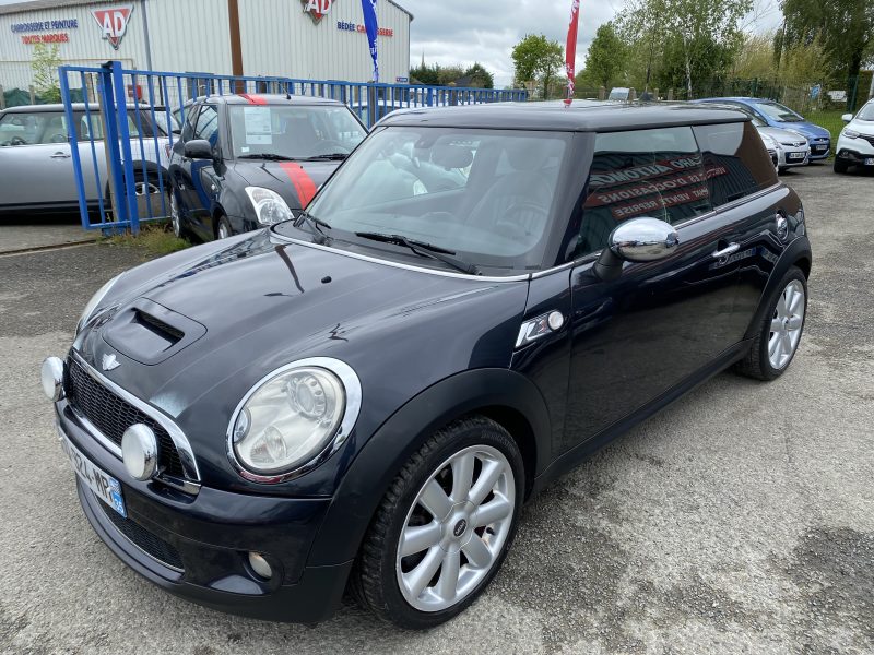 MINI COOPER S R56 1.6i 175ch