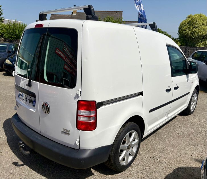 VOLKSWAGEN CADDY 