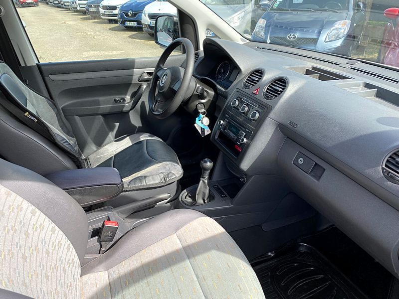 VOLKSWAGEN CADDY 