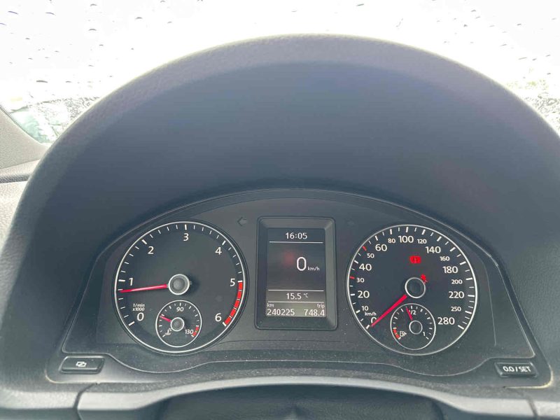 VOLKSWAGEN SCIROCCO  2011