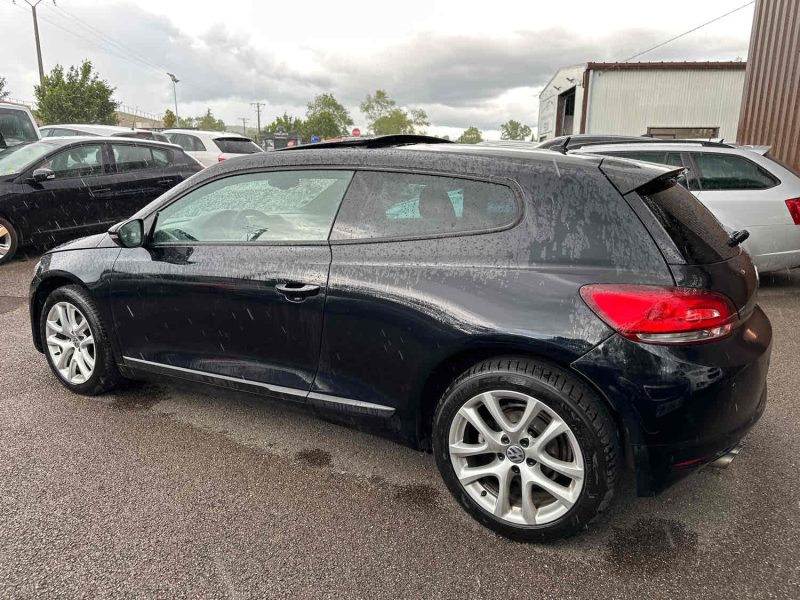 VOLKSWAGEN SCIROCCO  2011