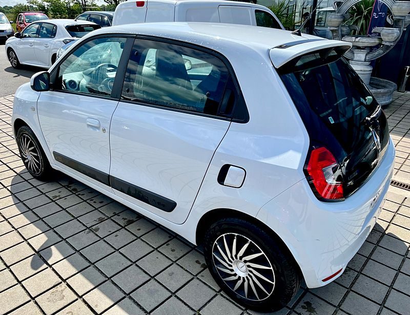 RENAULT TWINGO III SCE 75 - 20 ZEN