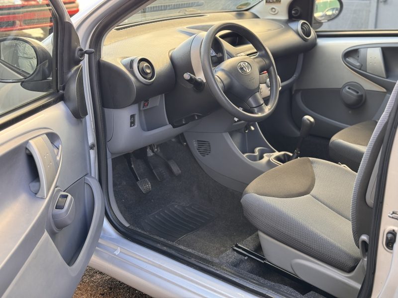 TOYOTA AYGO 1.0 CITY PAYEZ EN 4X