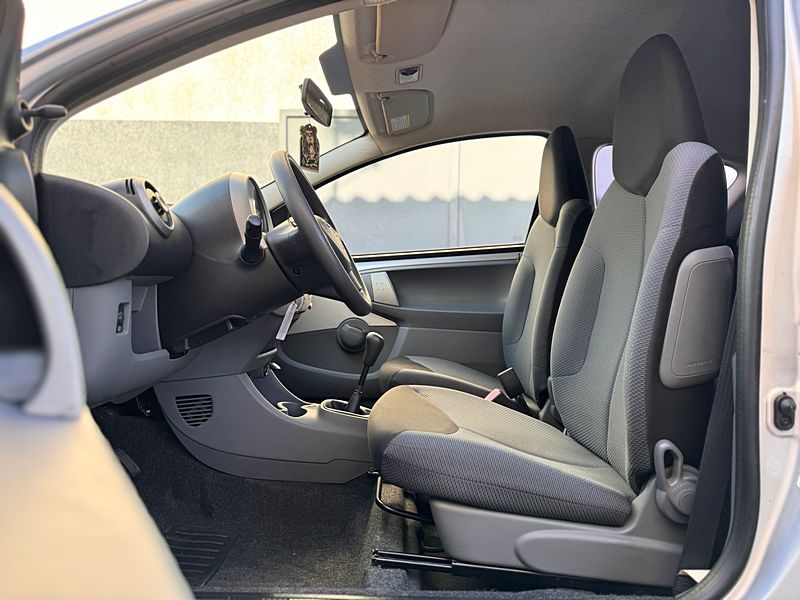 TOYOTA AYGO 1.0 CITY PAYEZ EN 4X