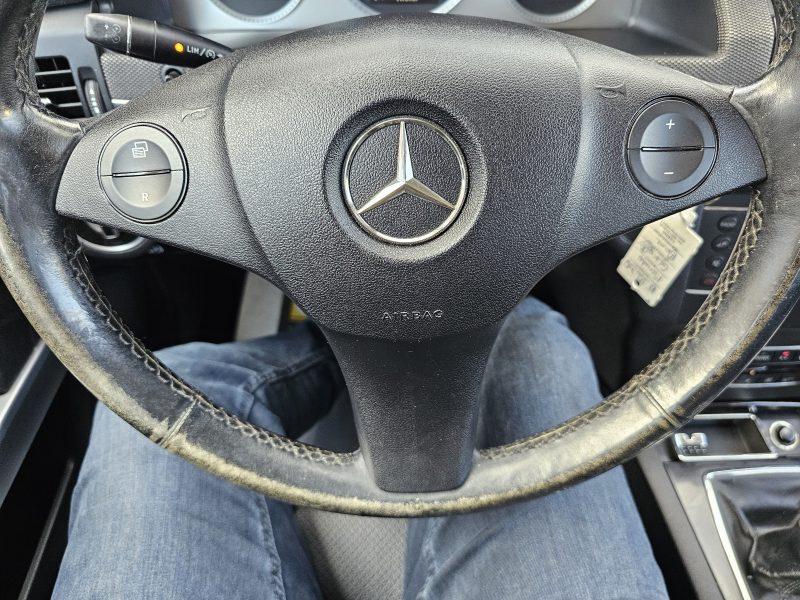 MERCEDES CLASSE GLK 200 CDI 143 CH BLUEEFFICIENCY 