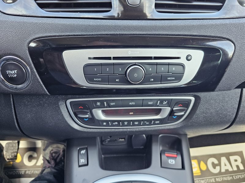 RENAULT SCENIC  1.2 TCE 130 CH BOSE EDITION GPS CAMERA 