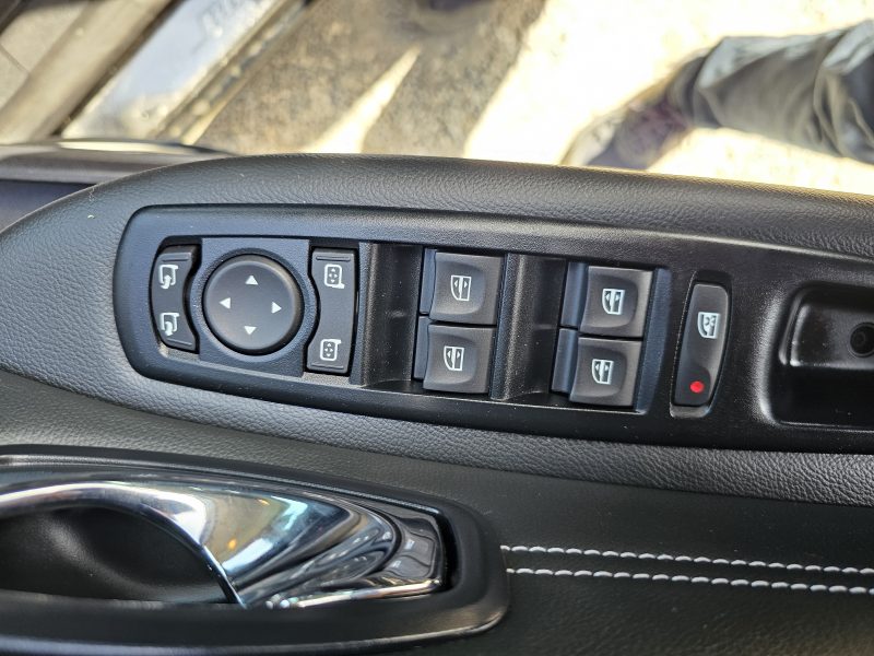 RENAULT SCENIC  1.2 TCE 130 CH BOSE EDITION GPS CAMERA 